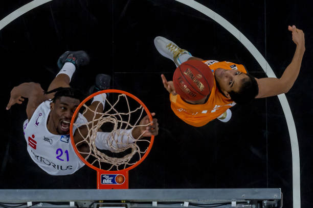 克瑙夫接到 克瑙夫接到