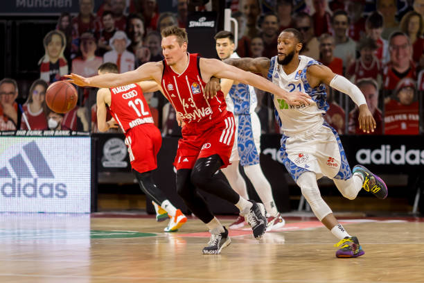 他不仅拥有 他不仅拥有